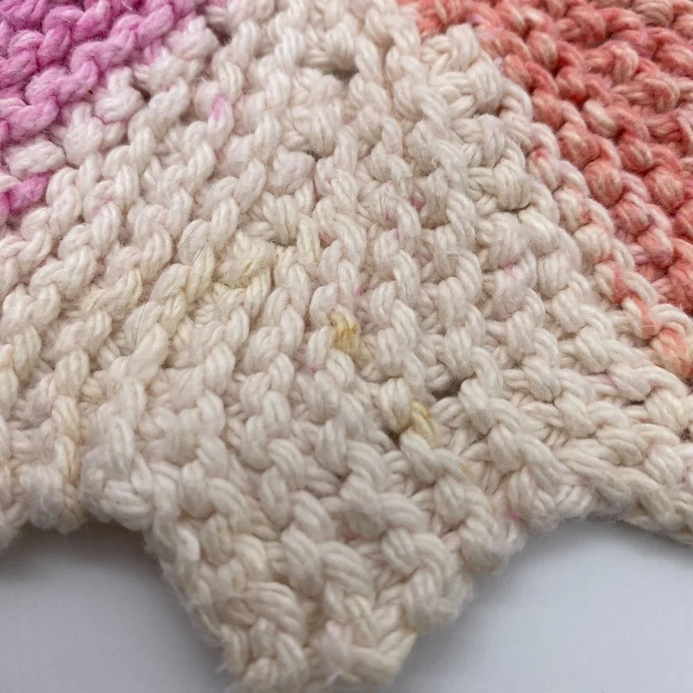 Hand Crochet pot holders trivets pink white thick Kitsch vintage‎ kitchen